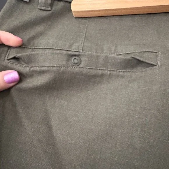 🩳🍋 Men's Lululemon Commission Short 7" Canvas Dark Olive - Picture 3 of 4